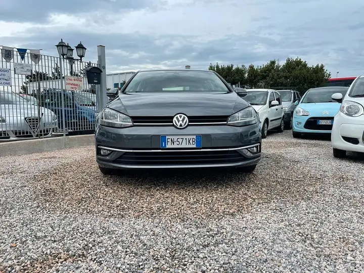 Volkswagen Golf 2018 photo 2