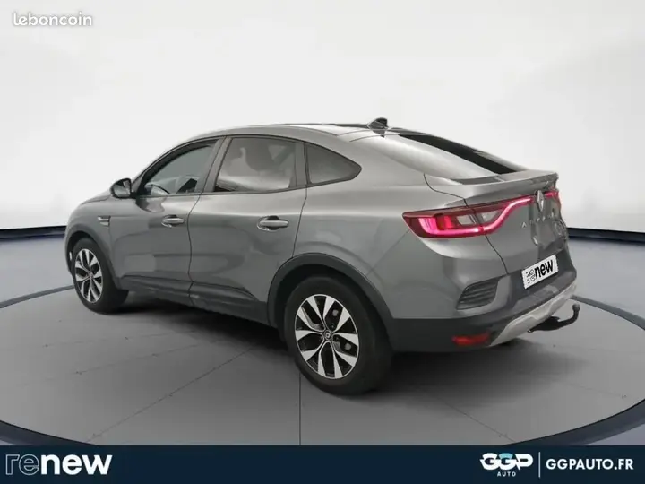Renault Arkana 2023 photo 3