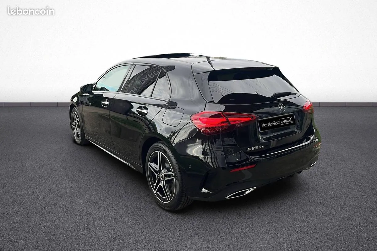 Mercedes-Benz A-Class 2025 photo 3