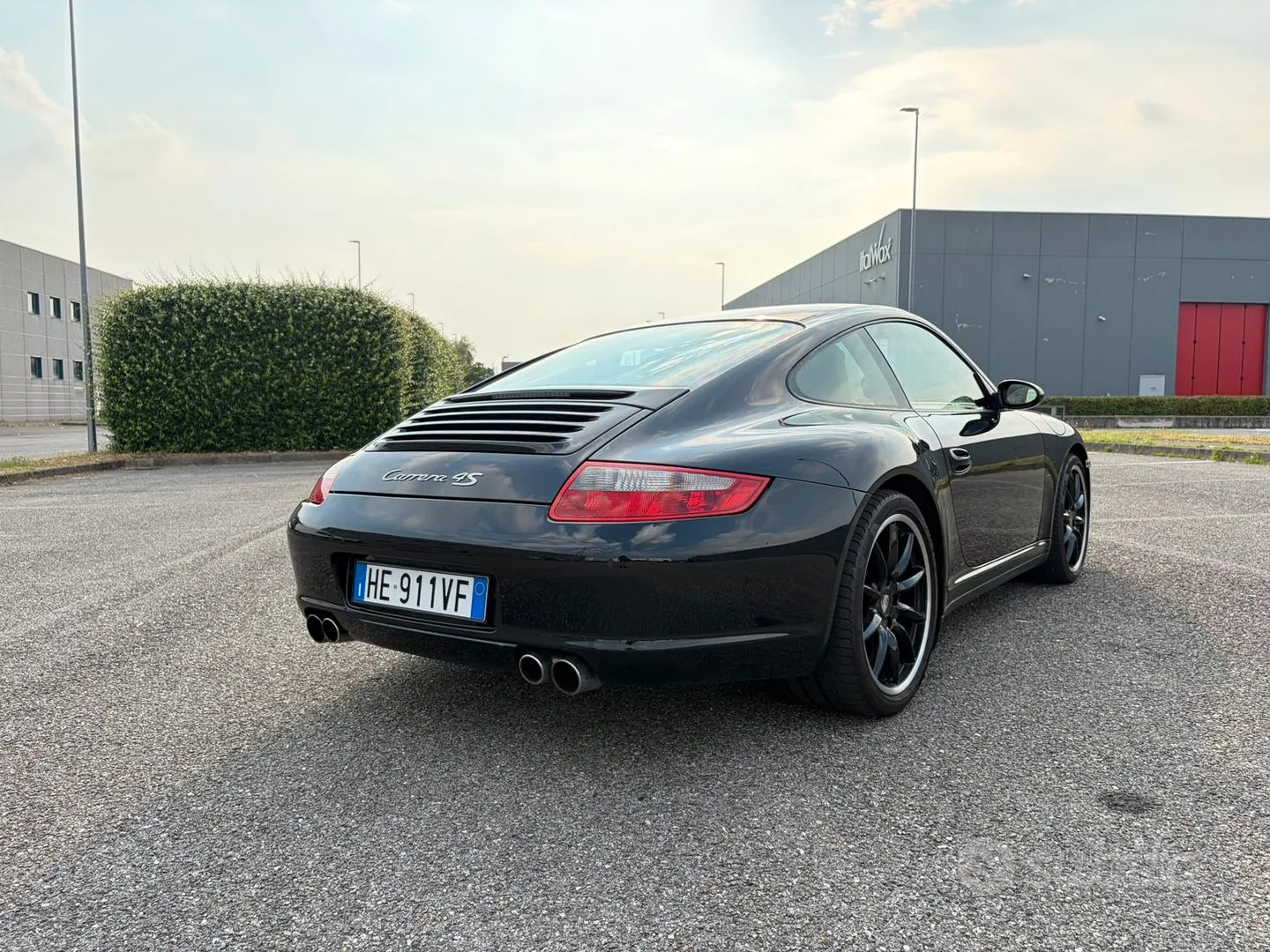 Porsche 911 2026 photo 2