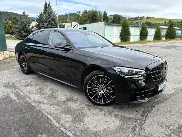 Mercedes-Benz S-Class 2023 photo 3