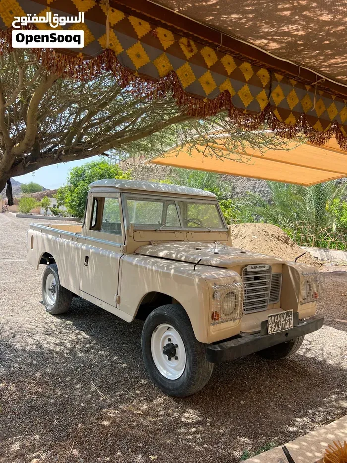 Land Rover 109