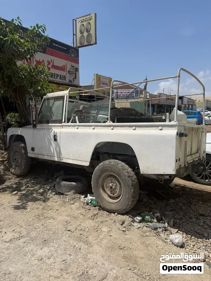 Land Rover 109 1979 photo 5