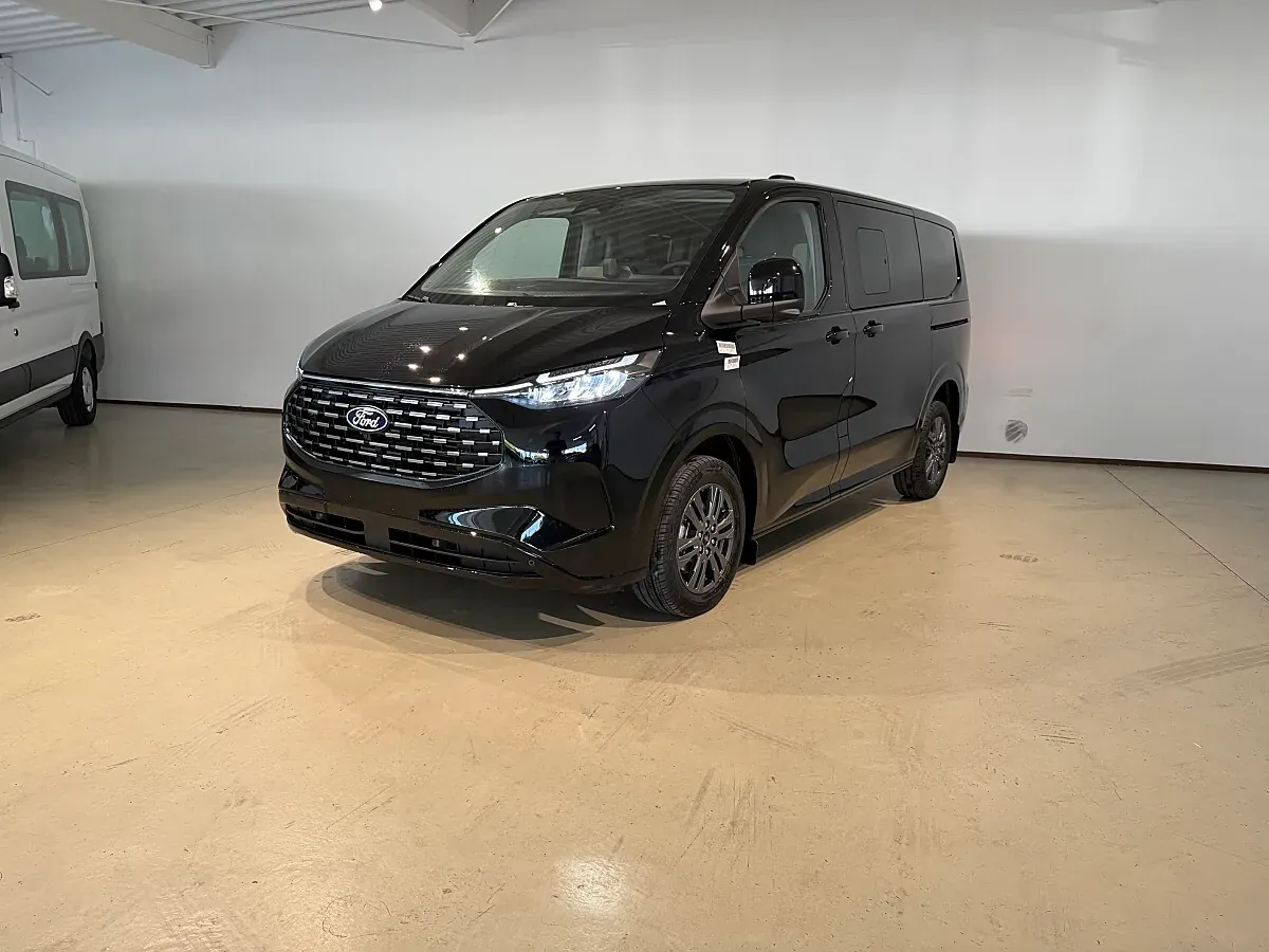 Ford Tourneo photo 3