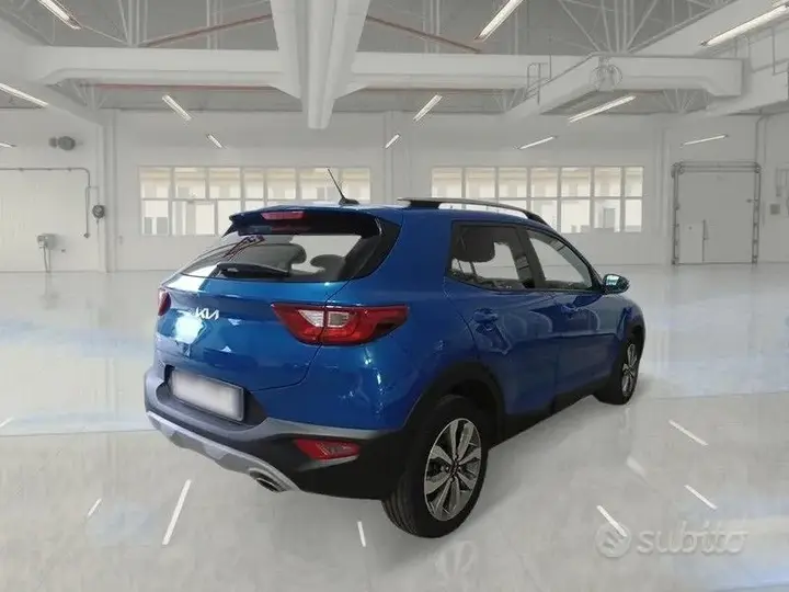Kia Stonic 2023 photo 4