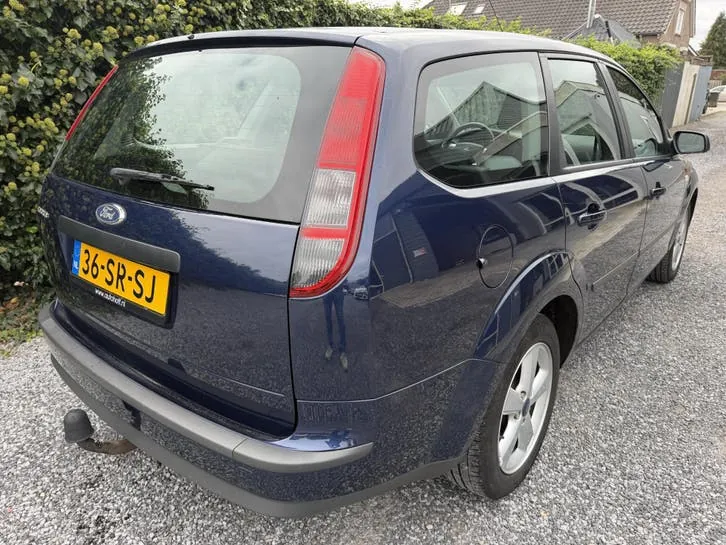 Ford Focus 2006 photo 3