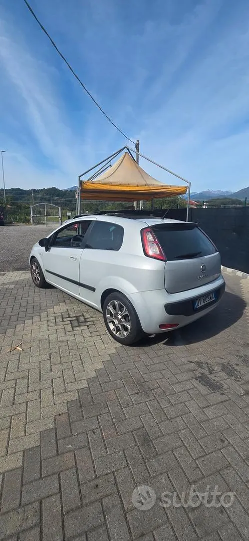 Fiat Punto Evo 2009 photo 3