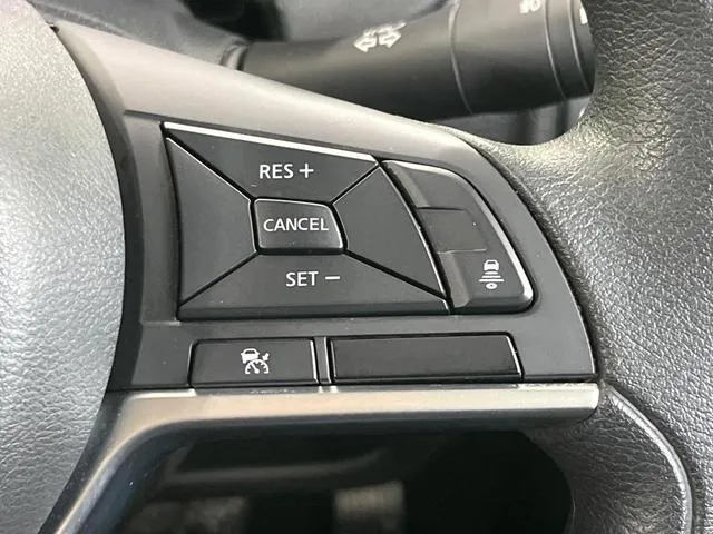 Nissan Note 2018 photo 5