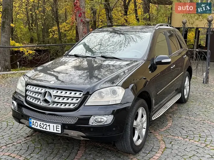 Mercedes-Benz M-Class 2005 photo 5