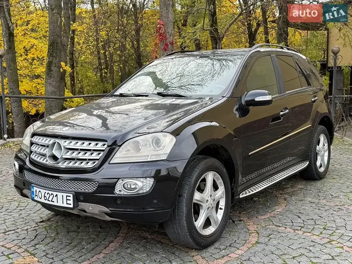 Mercedes-Benz M-Class 2005 photo 4