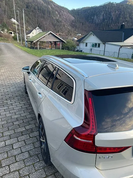 Volvo V60 2019 photo 4
