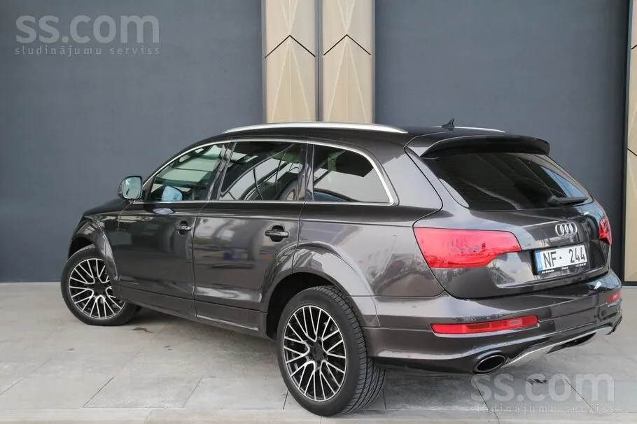 Audi Q7 2006 photo 4