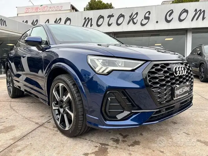 Audi Q3 2023 photo 2