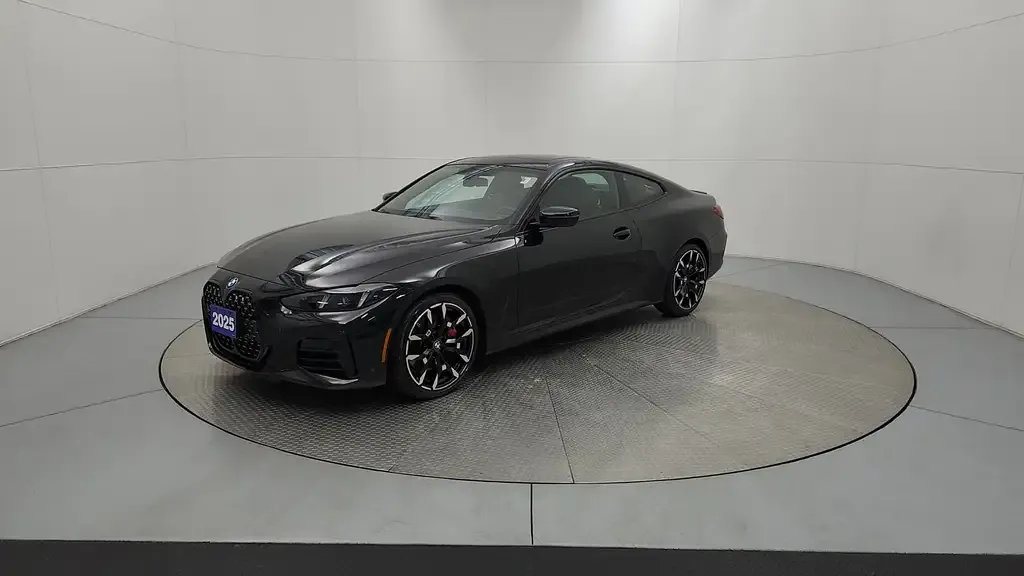 BMW 4 Series 2025 photo 4