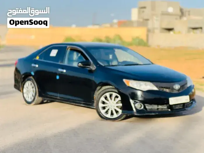 Toyota Camry 2014 photo 2