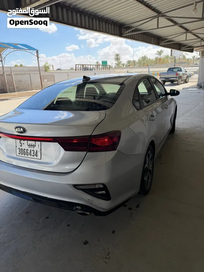 Kia Forte 2019 photo 3