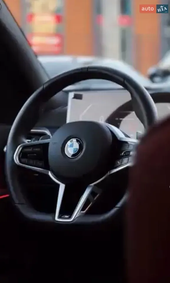 BMW 3 Series 2024 photo 2