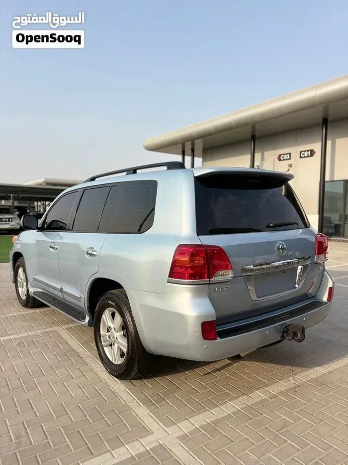 Toyota Land Cruiser 2012 photo 4