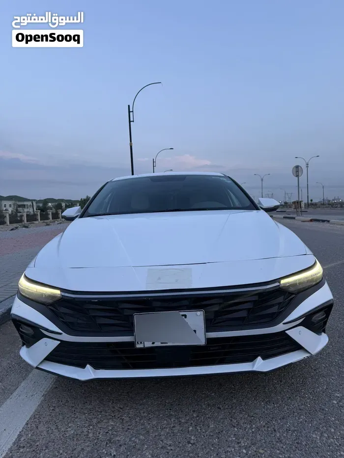Hyundai Elantra 2024 photo 2