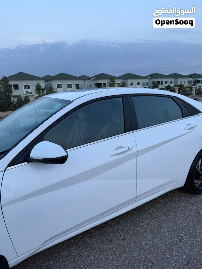 Hyundai Elantra 2024 photo 4
