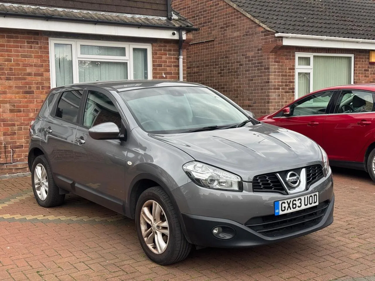 Nissan Qashqai 2013 photo 2