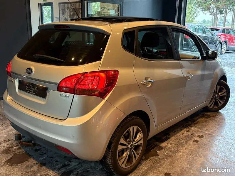 Kia Venga 2016 photo 3