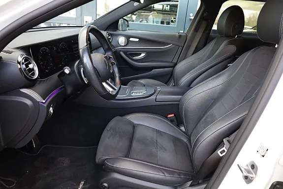 Mercedes-Benz E300 E 2022 photo 2