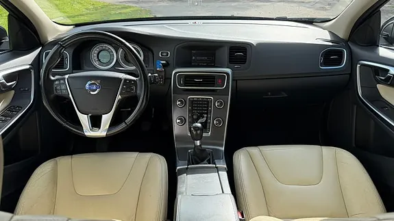Volvo V60 2011 photo 3