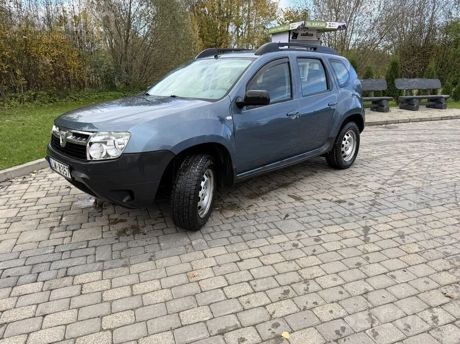 Dacia Duster 2010 photo 2