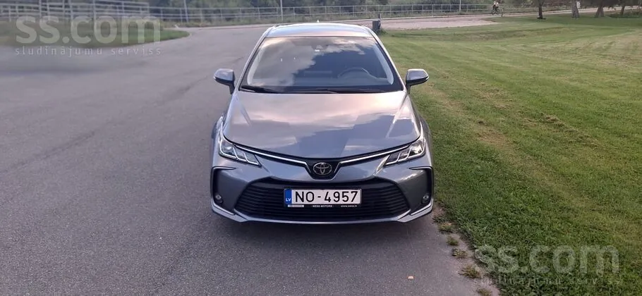 Toyota Corolla 2023 photo 3