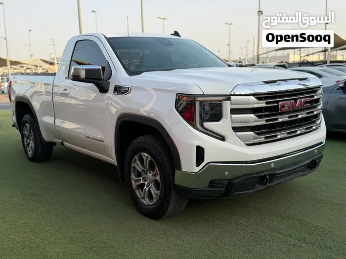 GMC Sierra 2025 photo 2