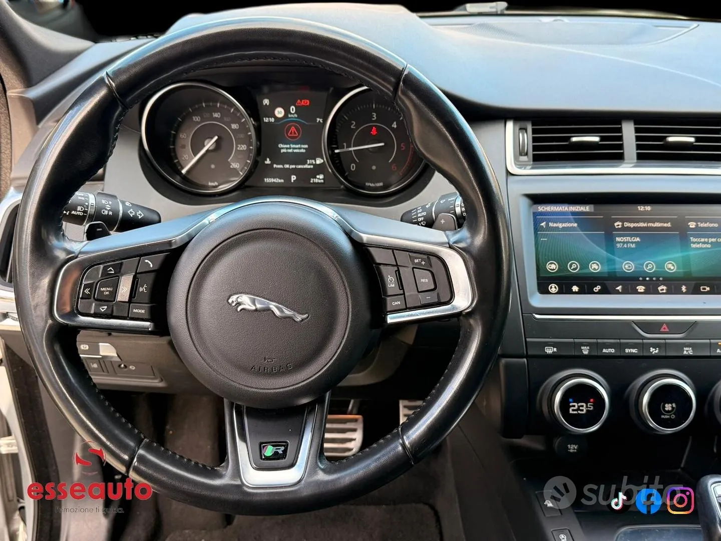 Jaguar E-Pace 2019 photo 2