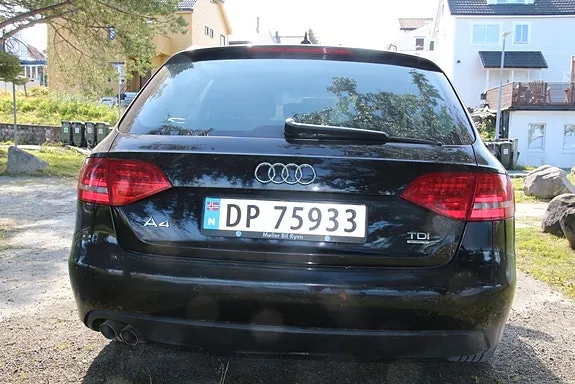 Audi A4 2012 photo 5