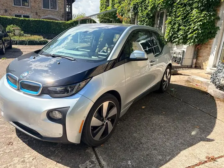 BMW I3