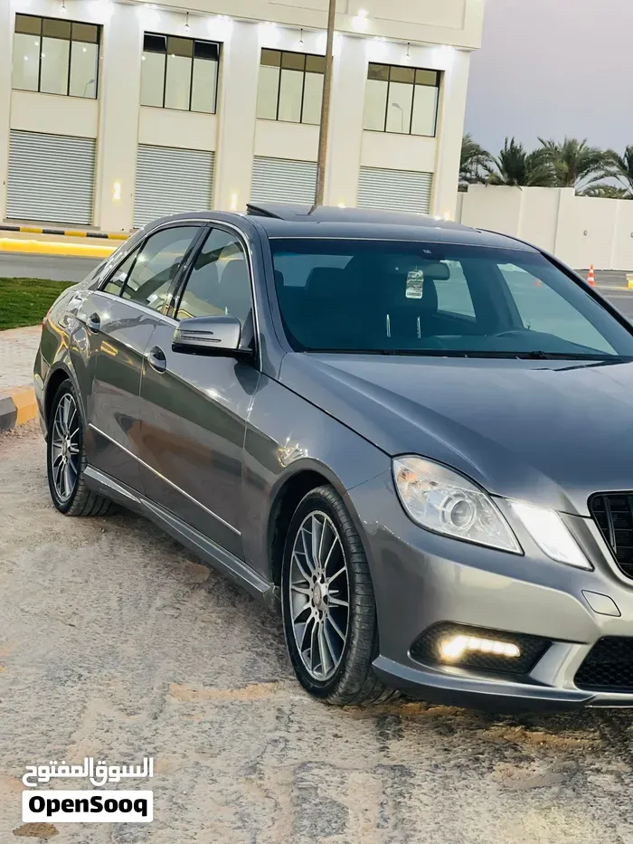 Mercedes-Benz E-Class 2012 photo 5