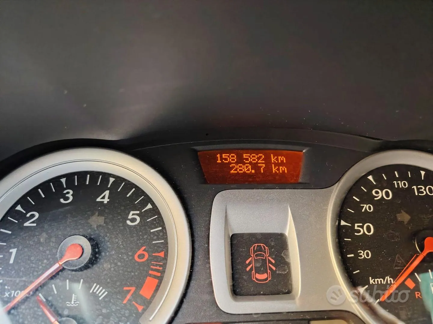 Renault Clio 2010 photo 4