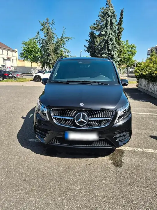 Mercedes-Benz V300