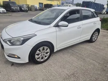 Hyundai I20 2015 photo 3