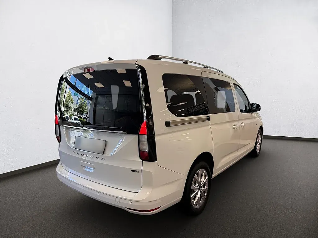 Ford Tourneo photo 2