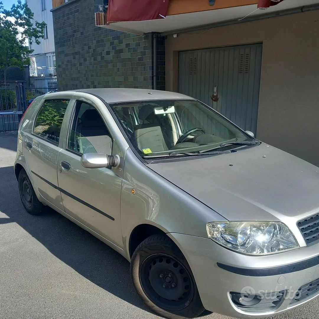 Fiat Punto 2007 photo 2