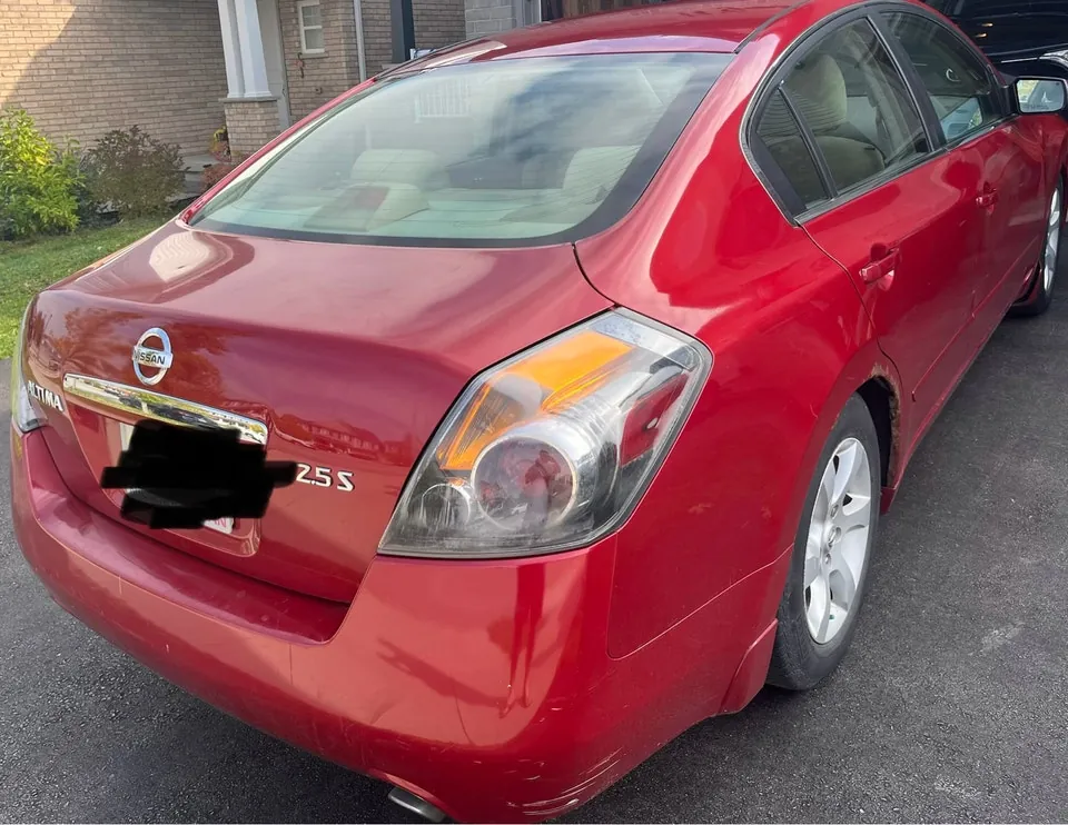 Nissan Altima