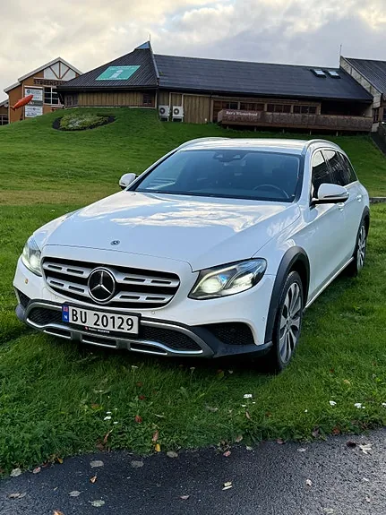 Mercedes-Benz E220 D 2017 photo 2