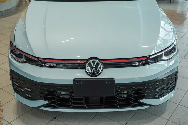 Volkswagen Golf Gti 2025 photo 3
