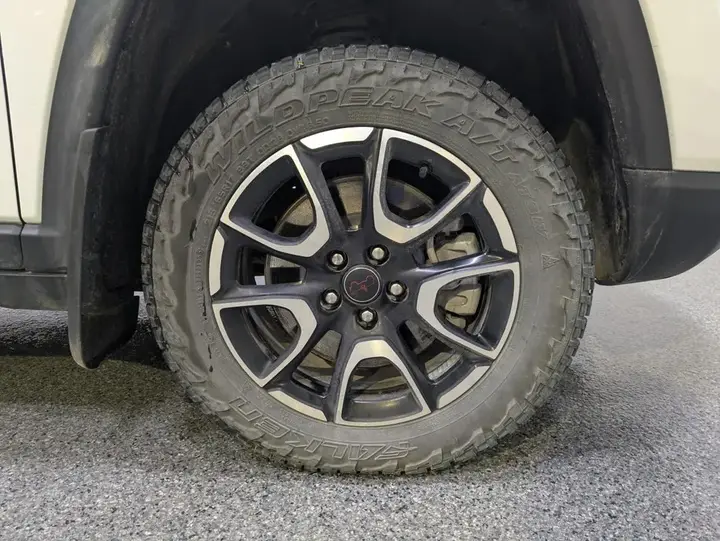 Jeep Compass 2025 photo 5