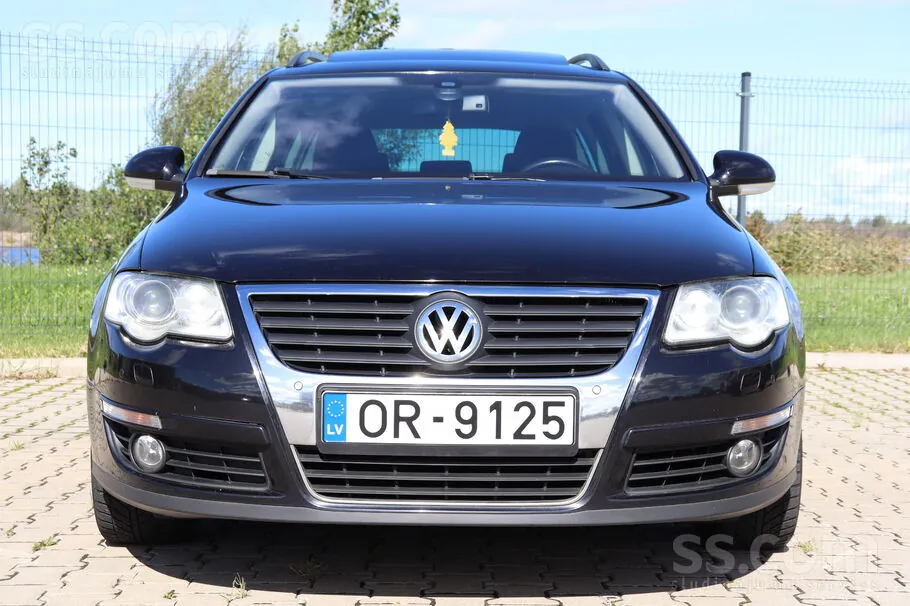 Volkswagen Passat 2009 photo 3