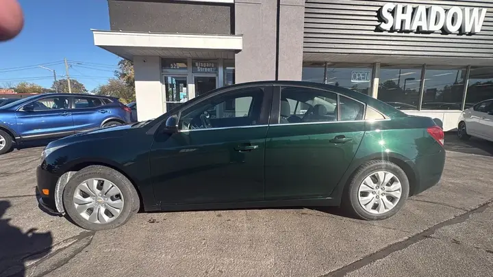 Chevrolet Cruze 2014 photo 2