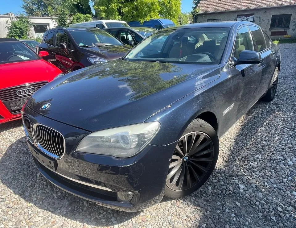 BMW 740D