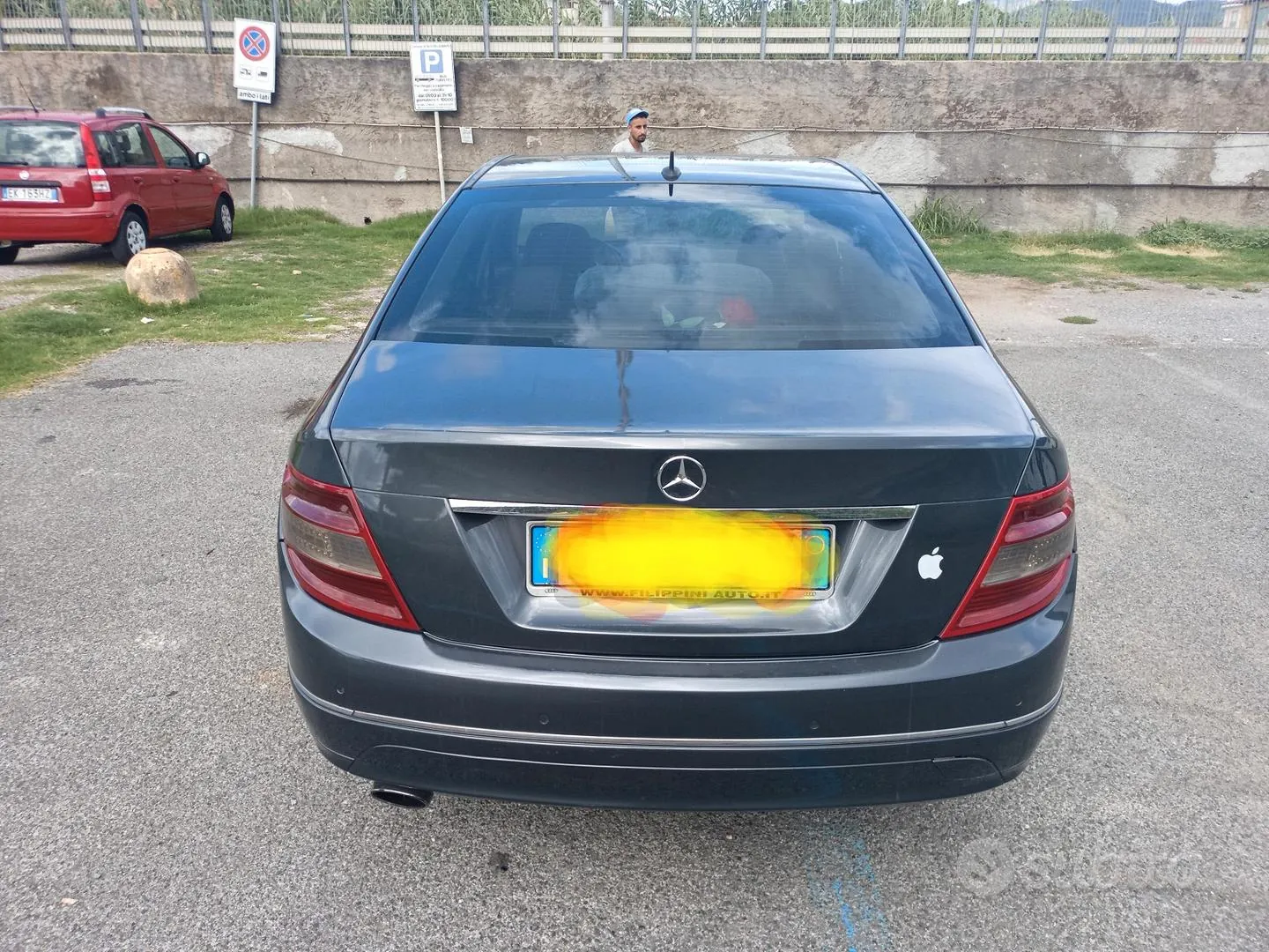 Mercedes-Benz C-Class 2007 photo 2