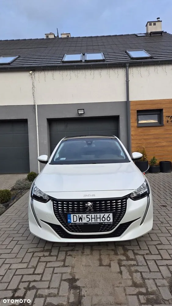 Peugeot 208 2020 photo 3