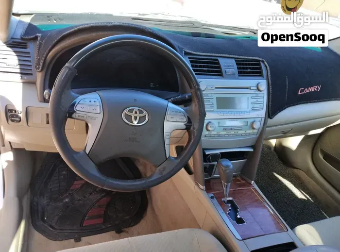 Toyota Camry 2010 photo 2